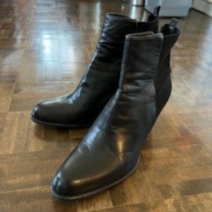 Stuart Weitzman Boots 9.5M